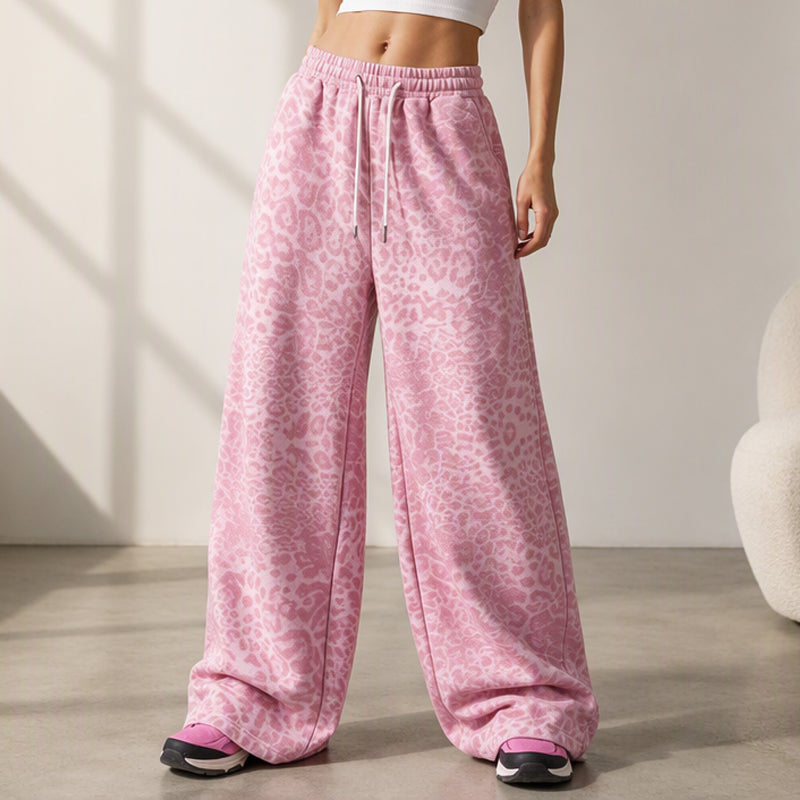 🐆 Wild & Stylish ✨ Women's Casual Leopard Print Wide-Leg Sweatpants – Relaxed Fit, Everyday Comfort 💕