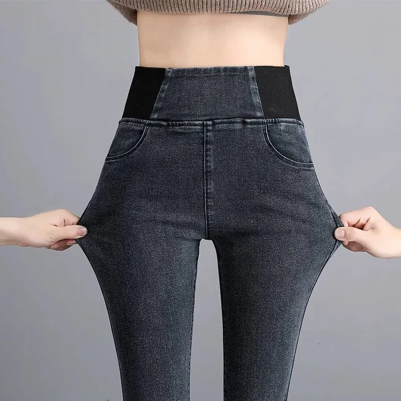 👖 Women's High-Waisted Stretch Skinny Jeans with a Flattering Fit ✨